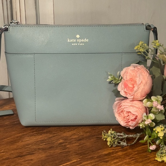 kate spade Handbags - Kate Spade pebbled leather Blue Crossbody Bag